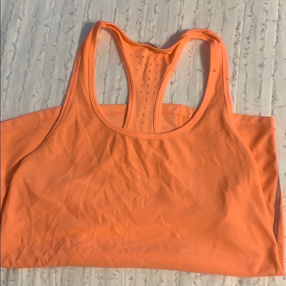 workout tank